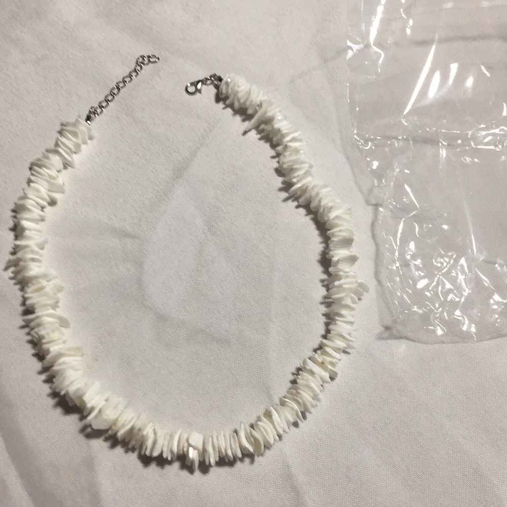 Shell necklace